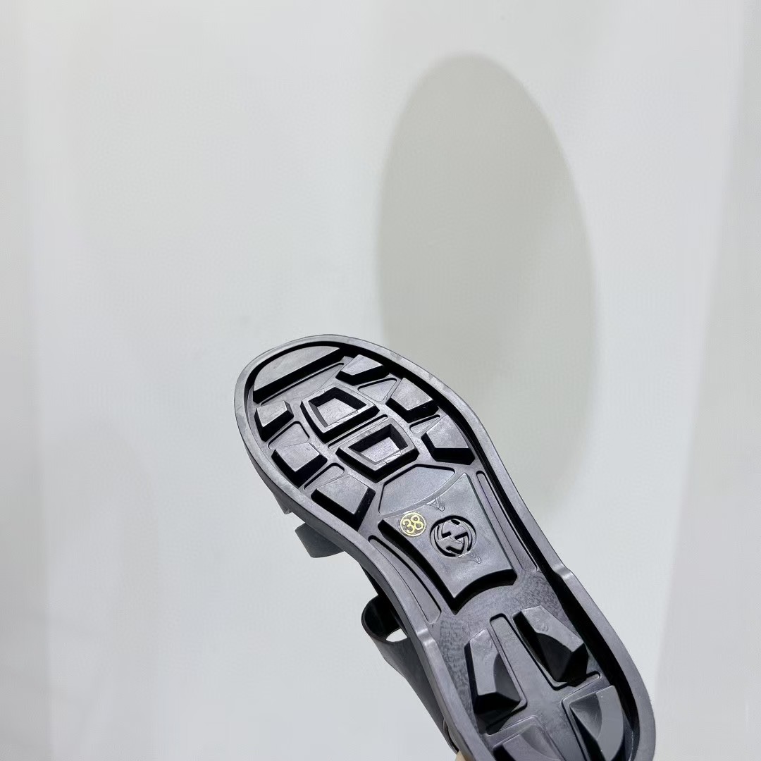 GUCCI Buckle Strap Jelly Sandals