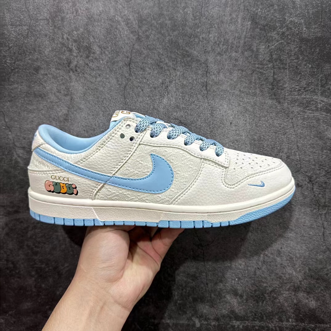 NIKE & GUCCI Sneakers