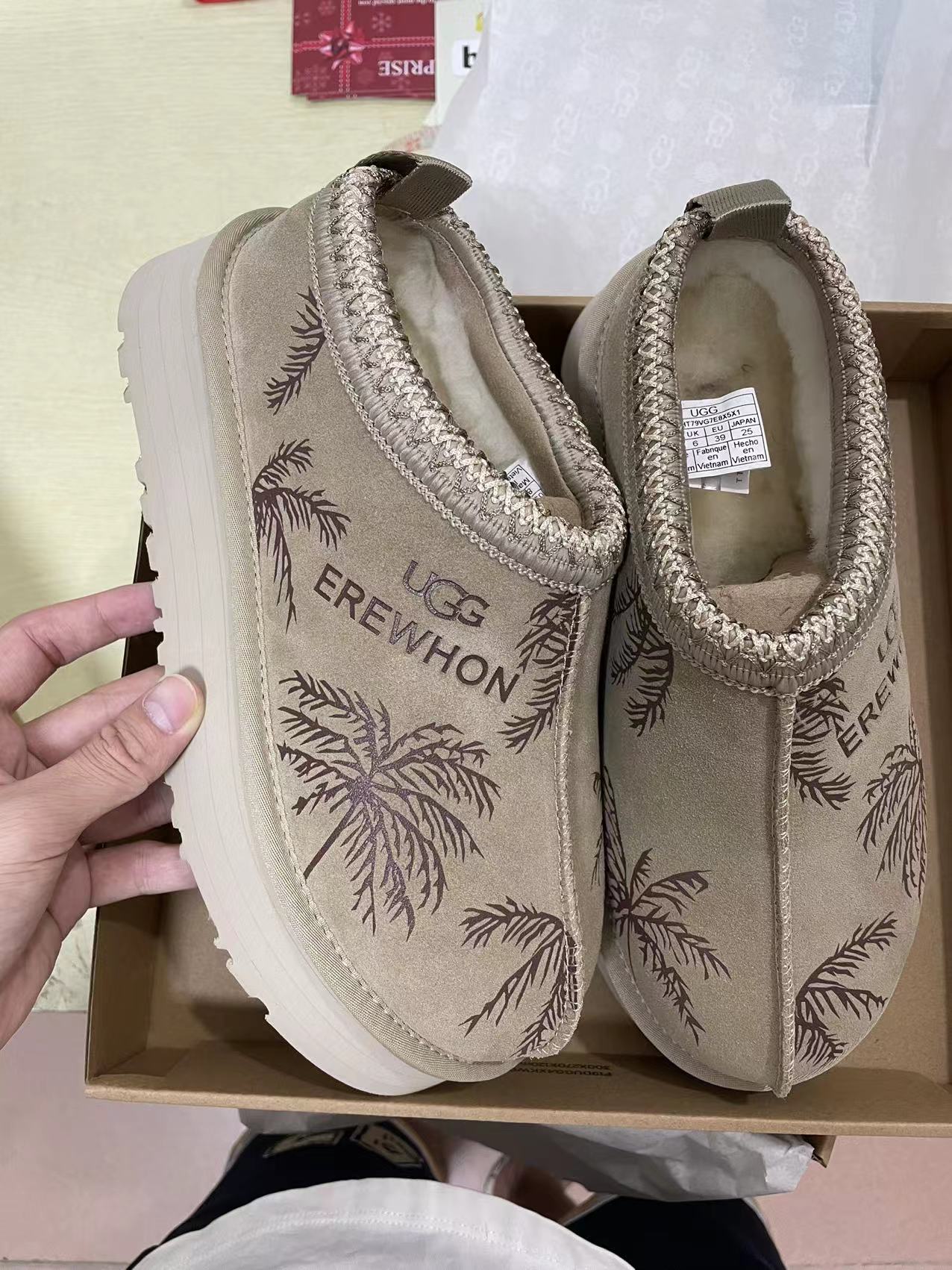 UGG Classic snow boots （thick-soled）