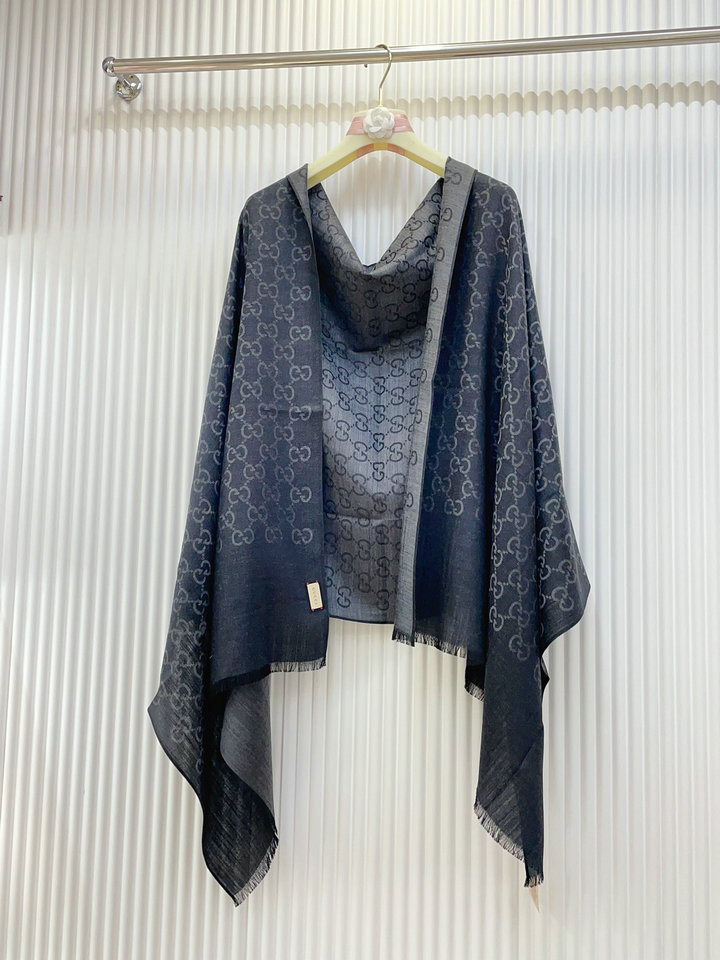 GUCCI Scarf