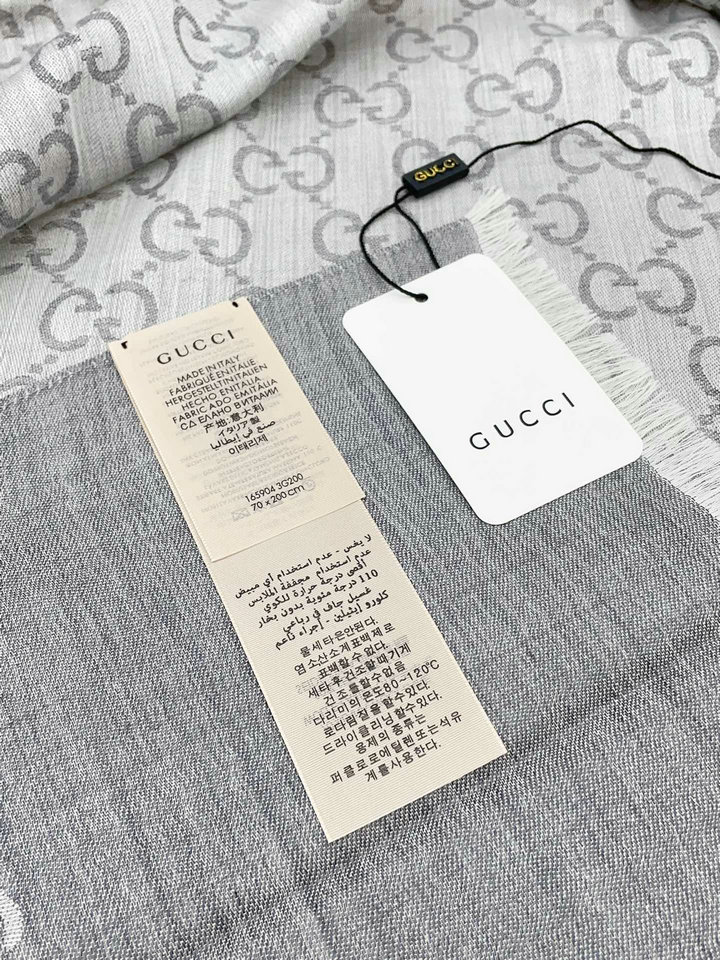 GUCCI Scarf