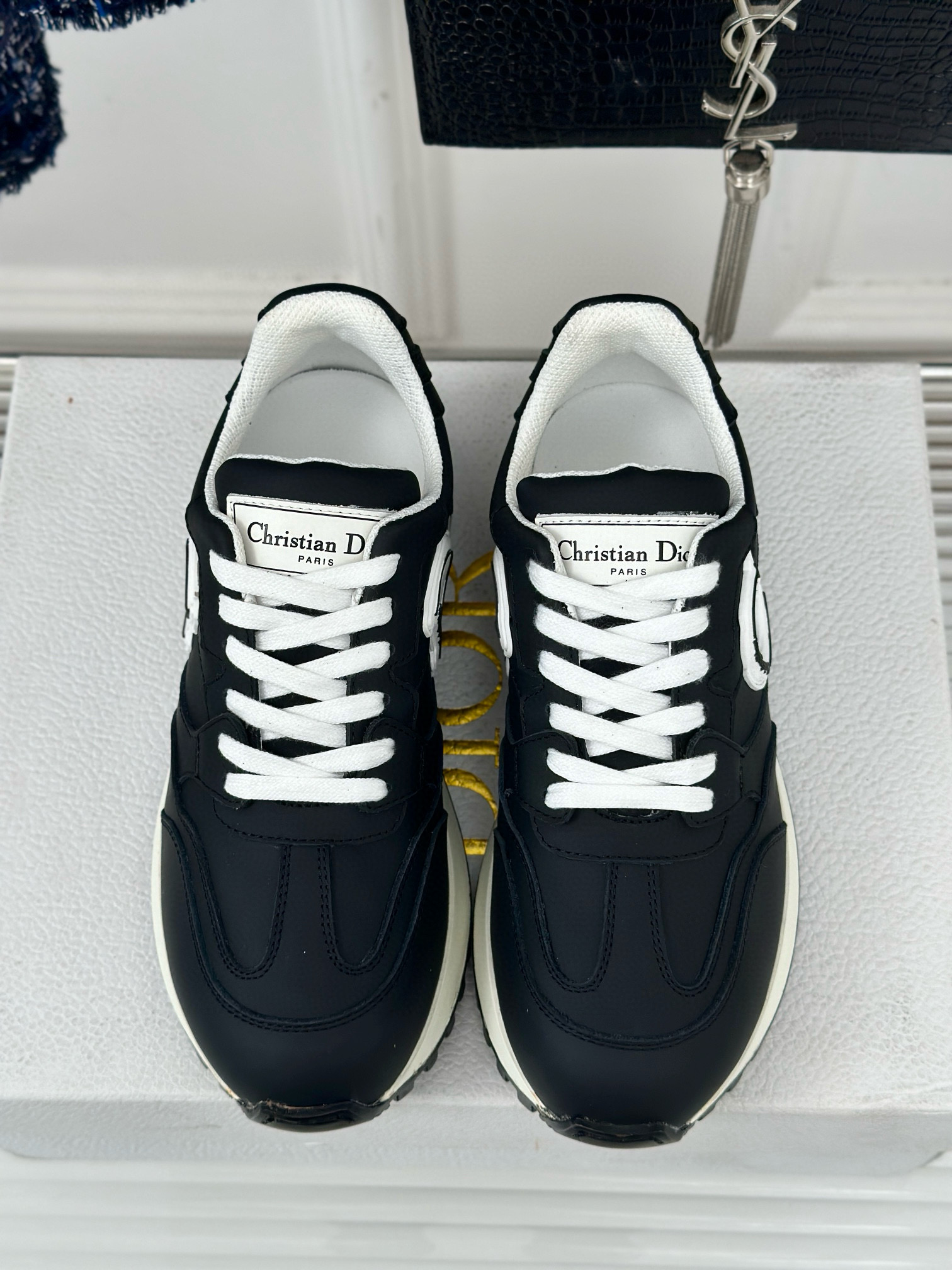 DIOR Sneakers