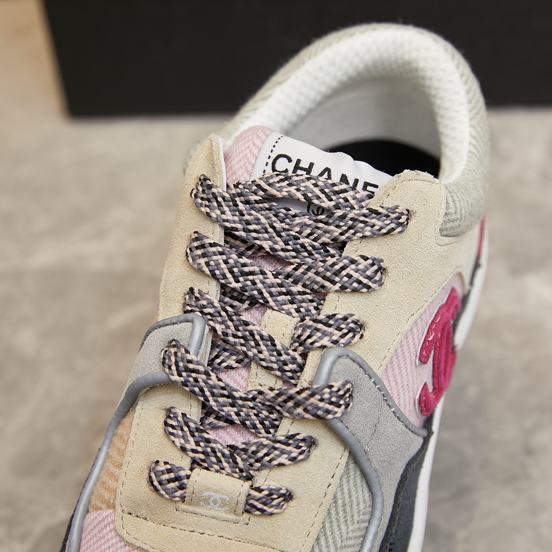 CHANEL SNEAKERS