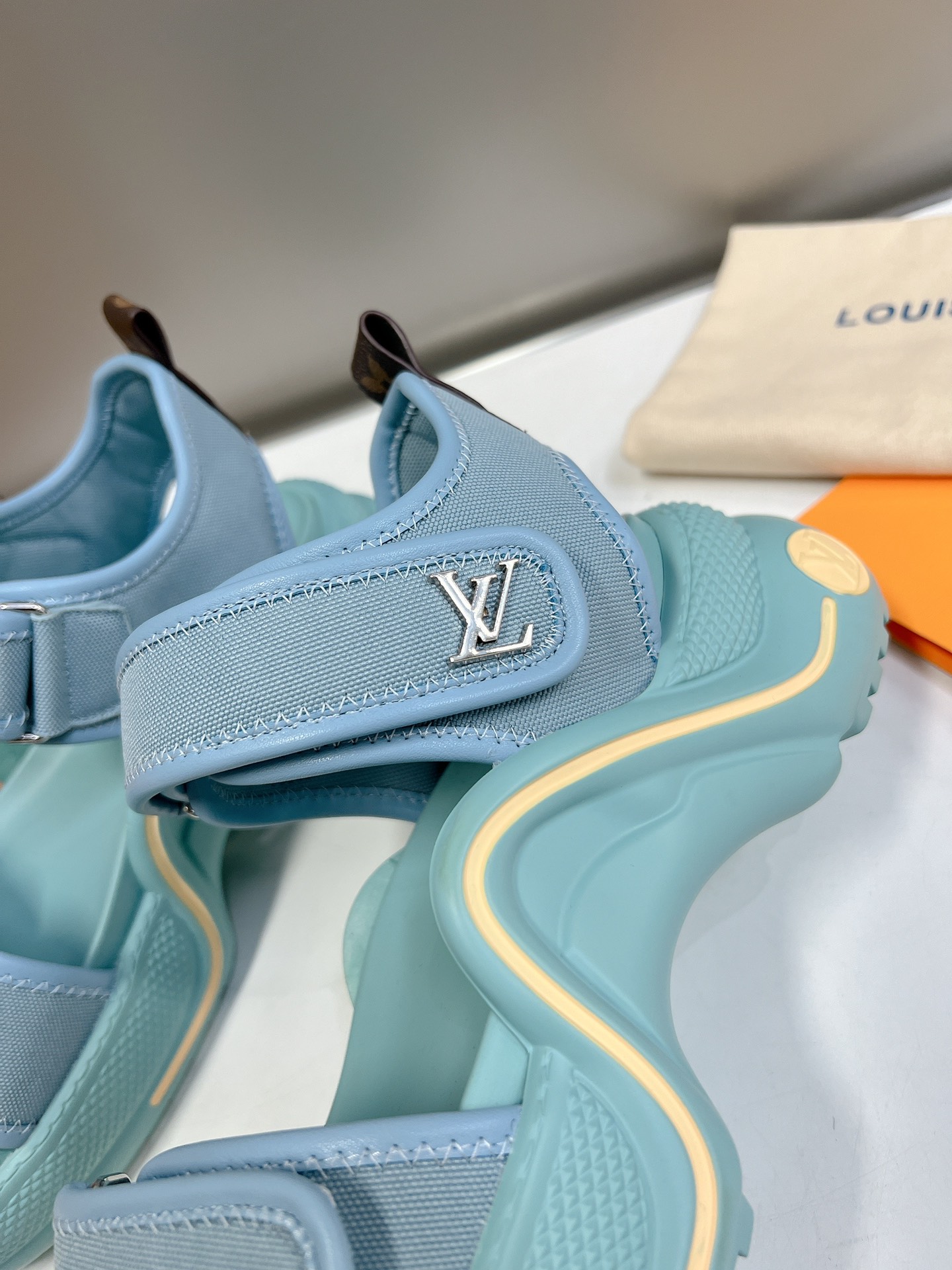 LOUIS VUITTON SANDALS