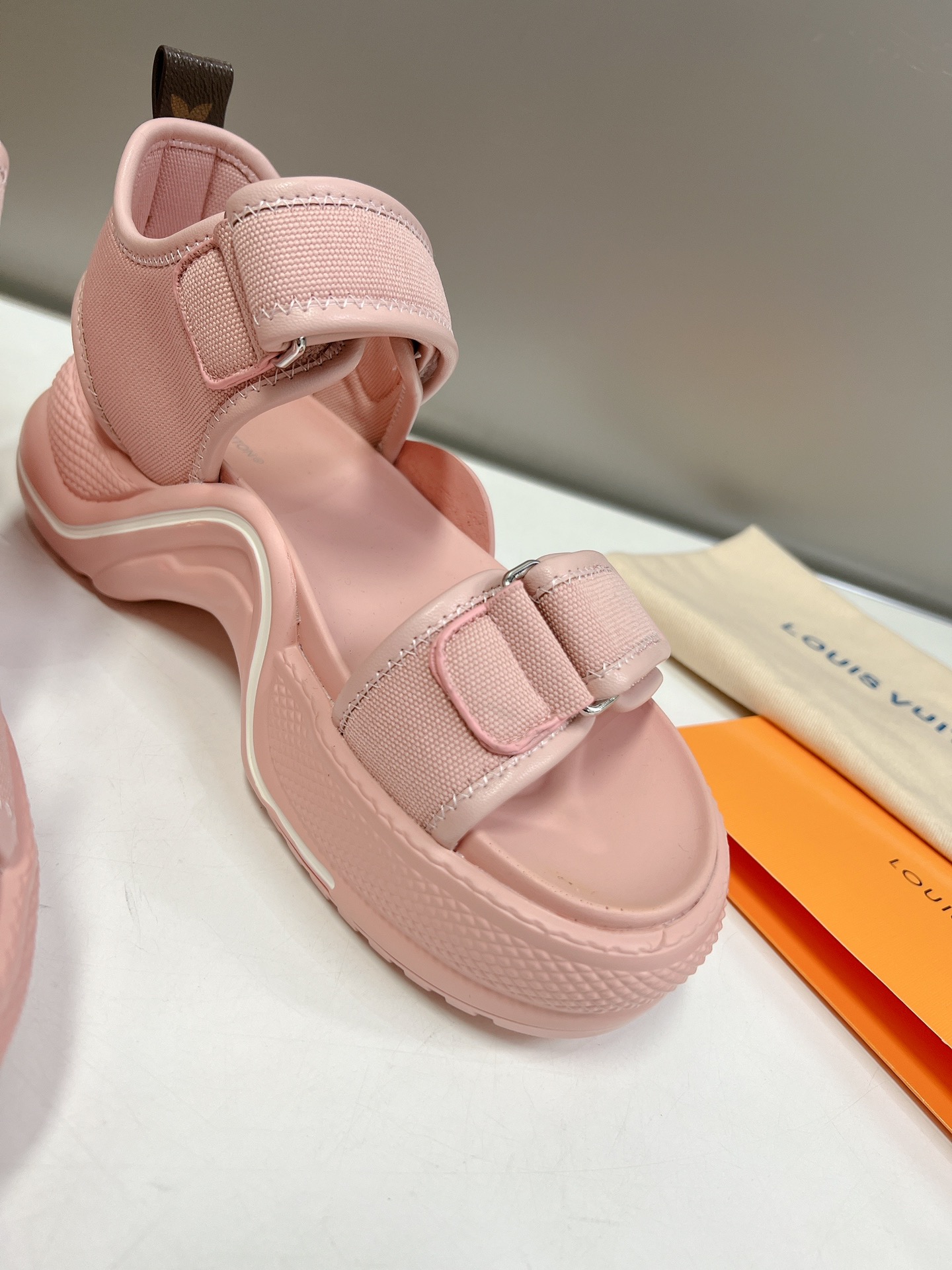 LOUIS VUITTON SANDALS