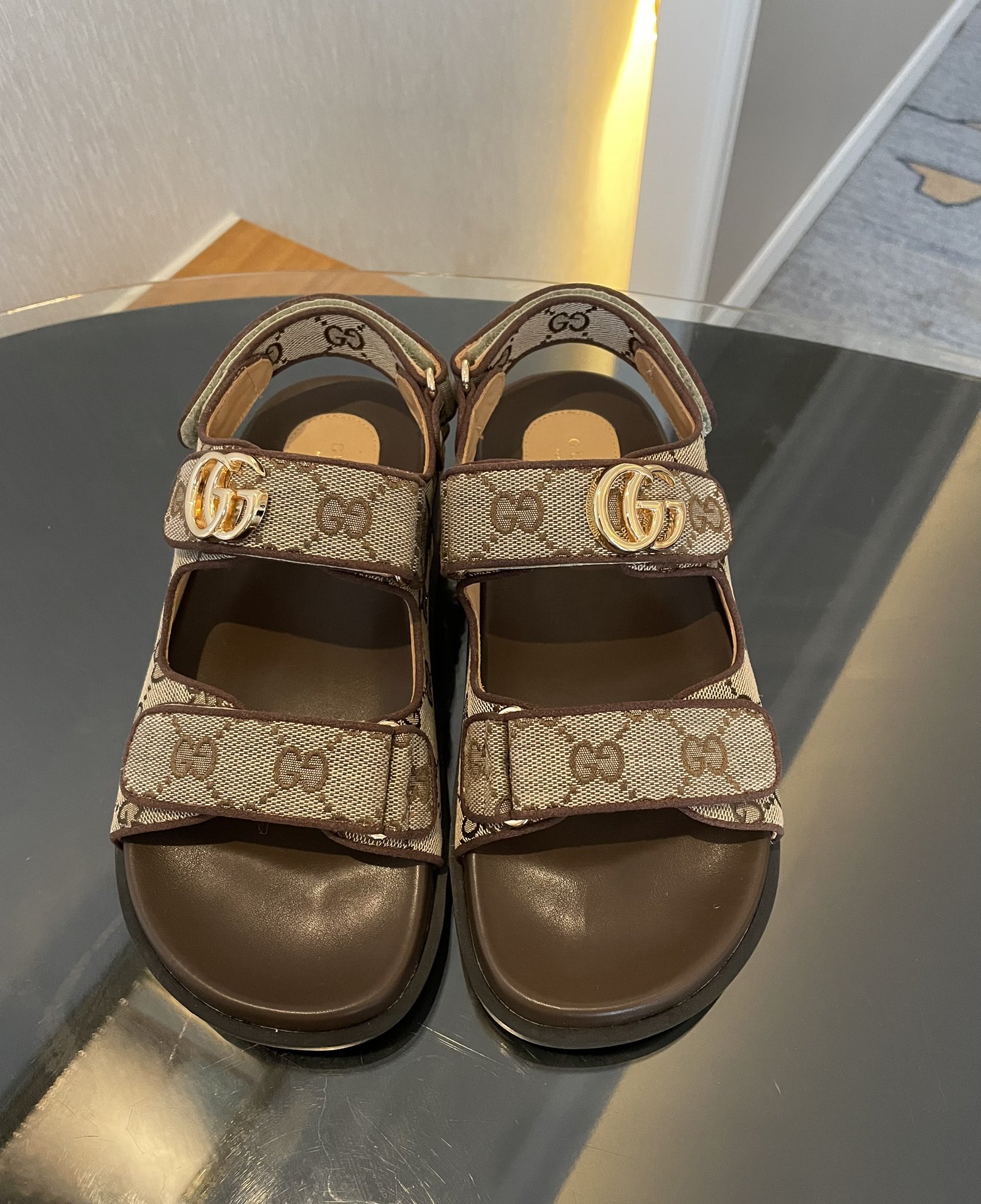 GUCCI SANDALS