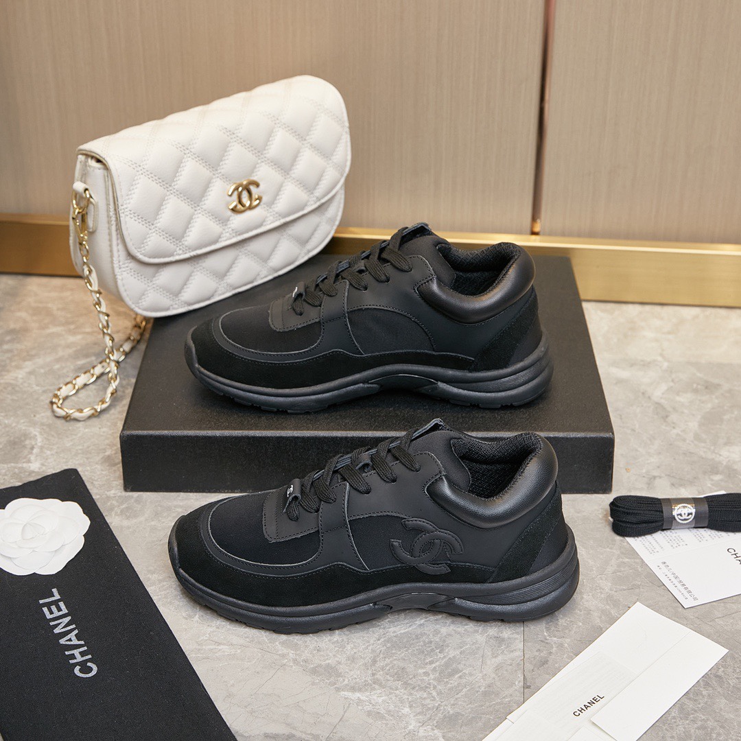 CHANEL SNEAKERS
