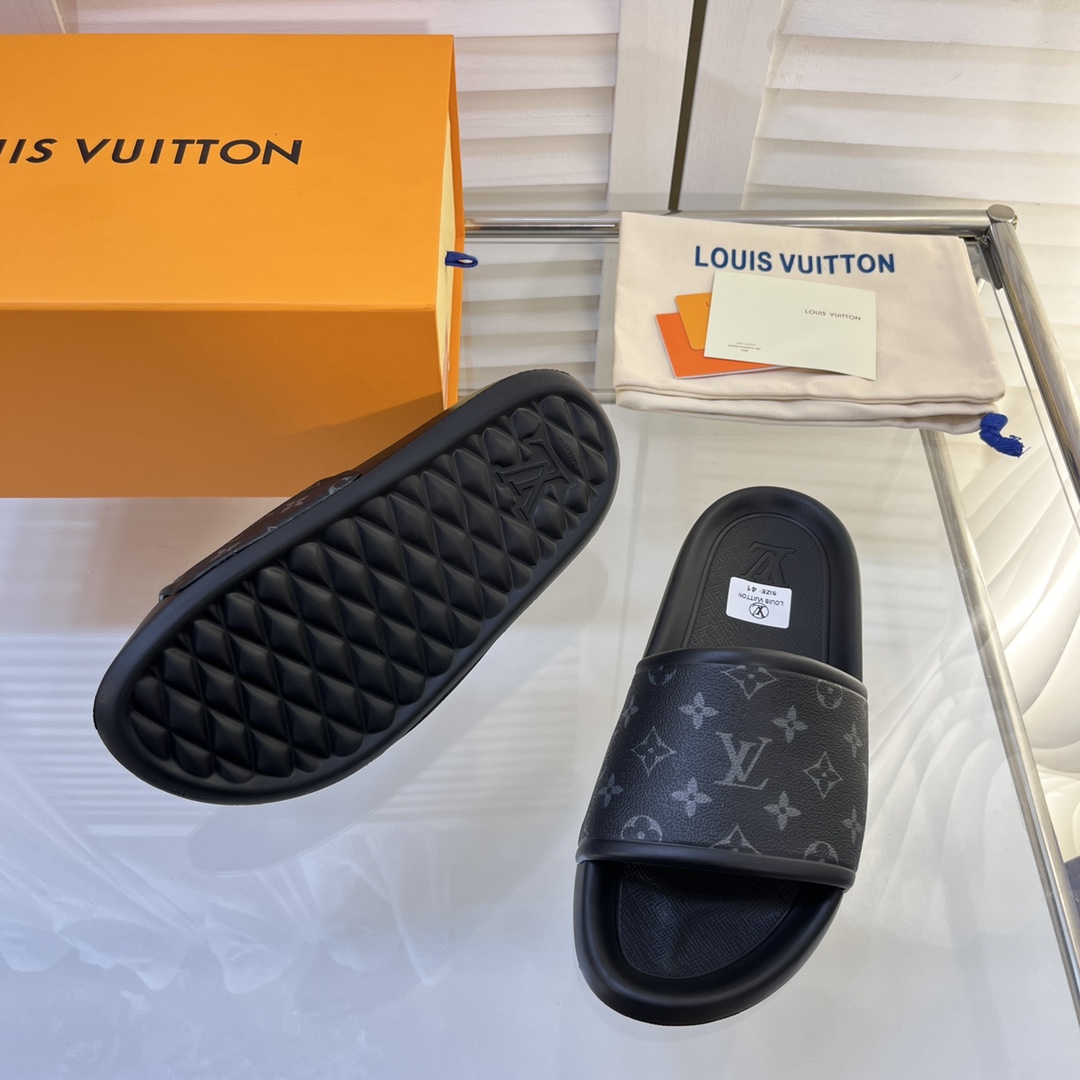 LOUIS VUITTON SLIDES