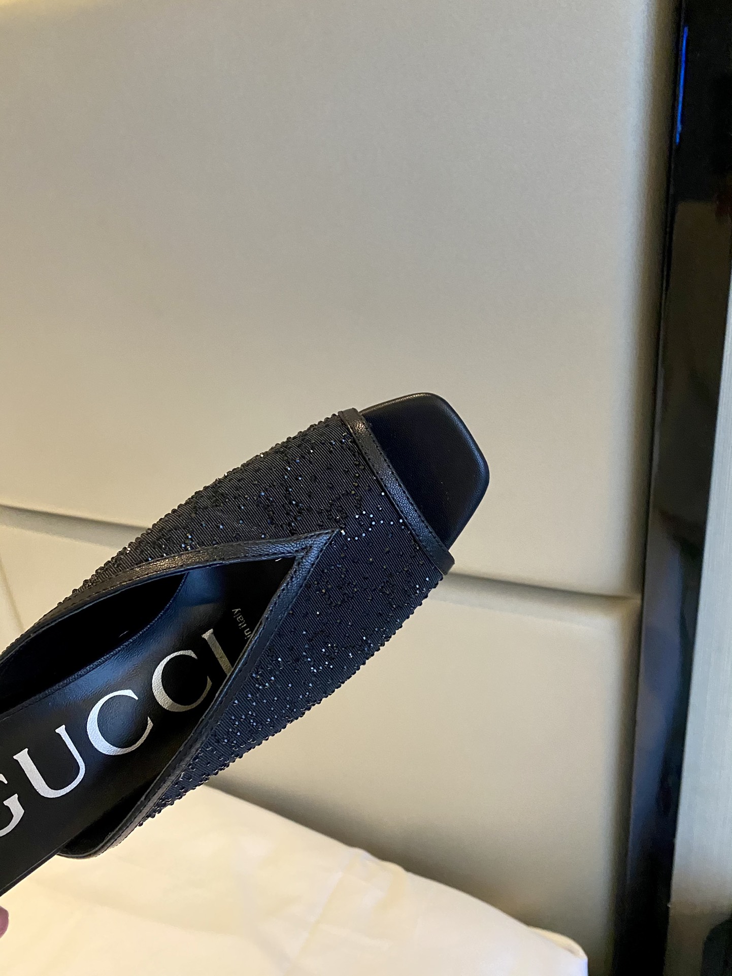GUCCI SANDALS