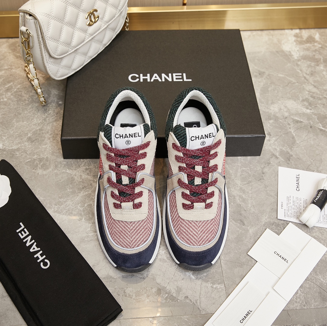 CHANEL SNEAKERS