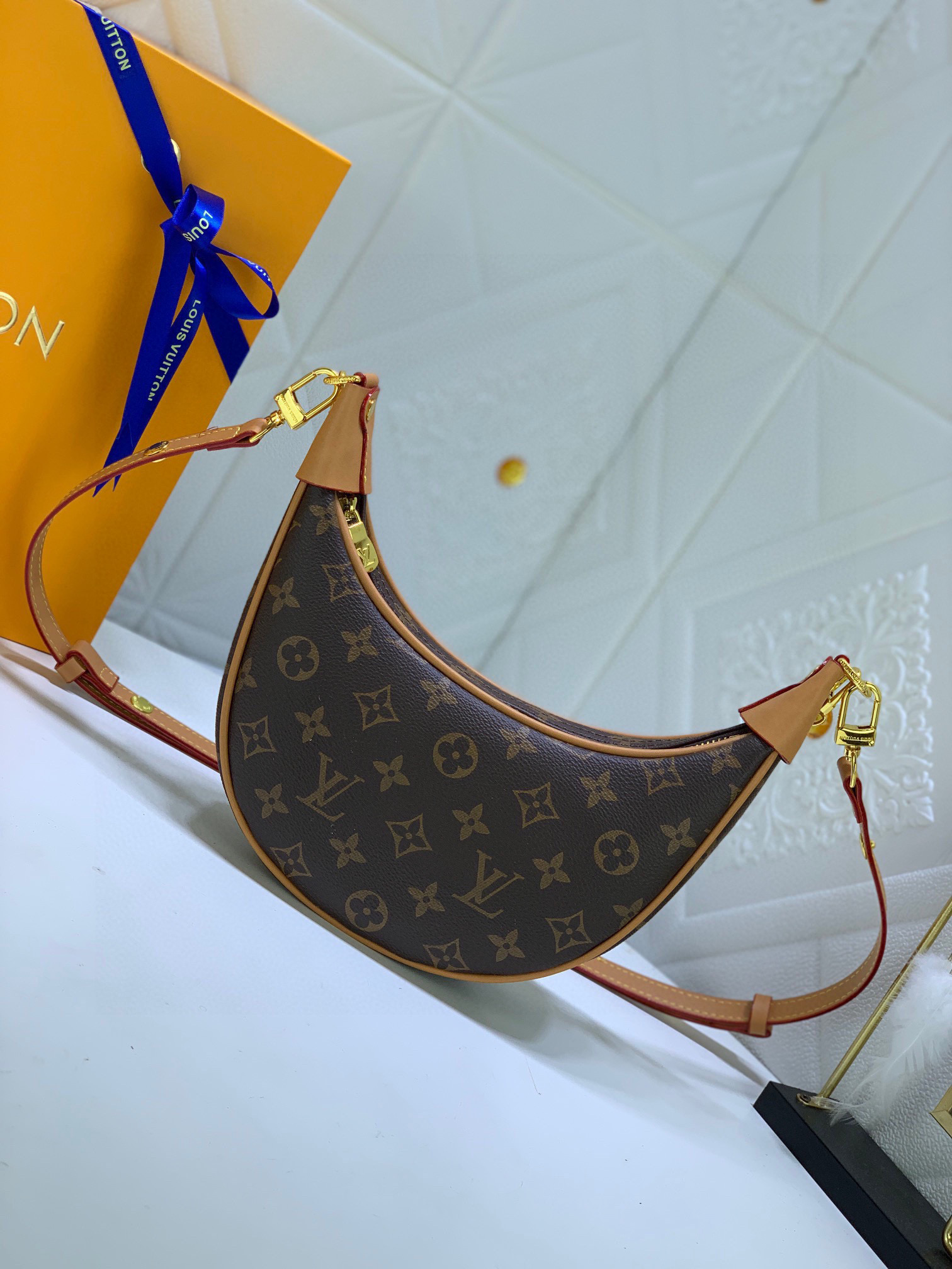 Louis Vuitton loop Half moon baguette bag