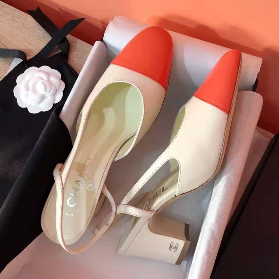 CHANEL Rear Empty Sandals