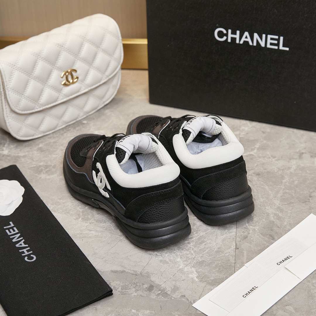 CHANEL SNEAKERS