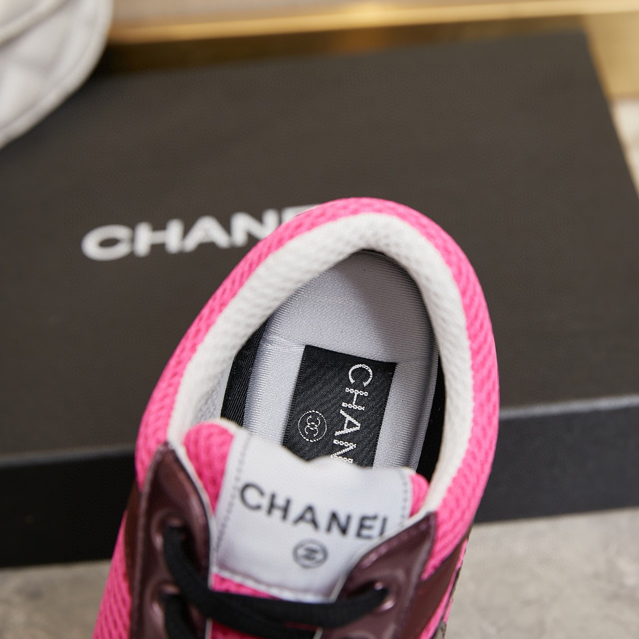 CHANEL SNEAKERS