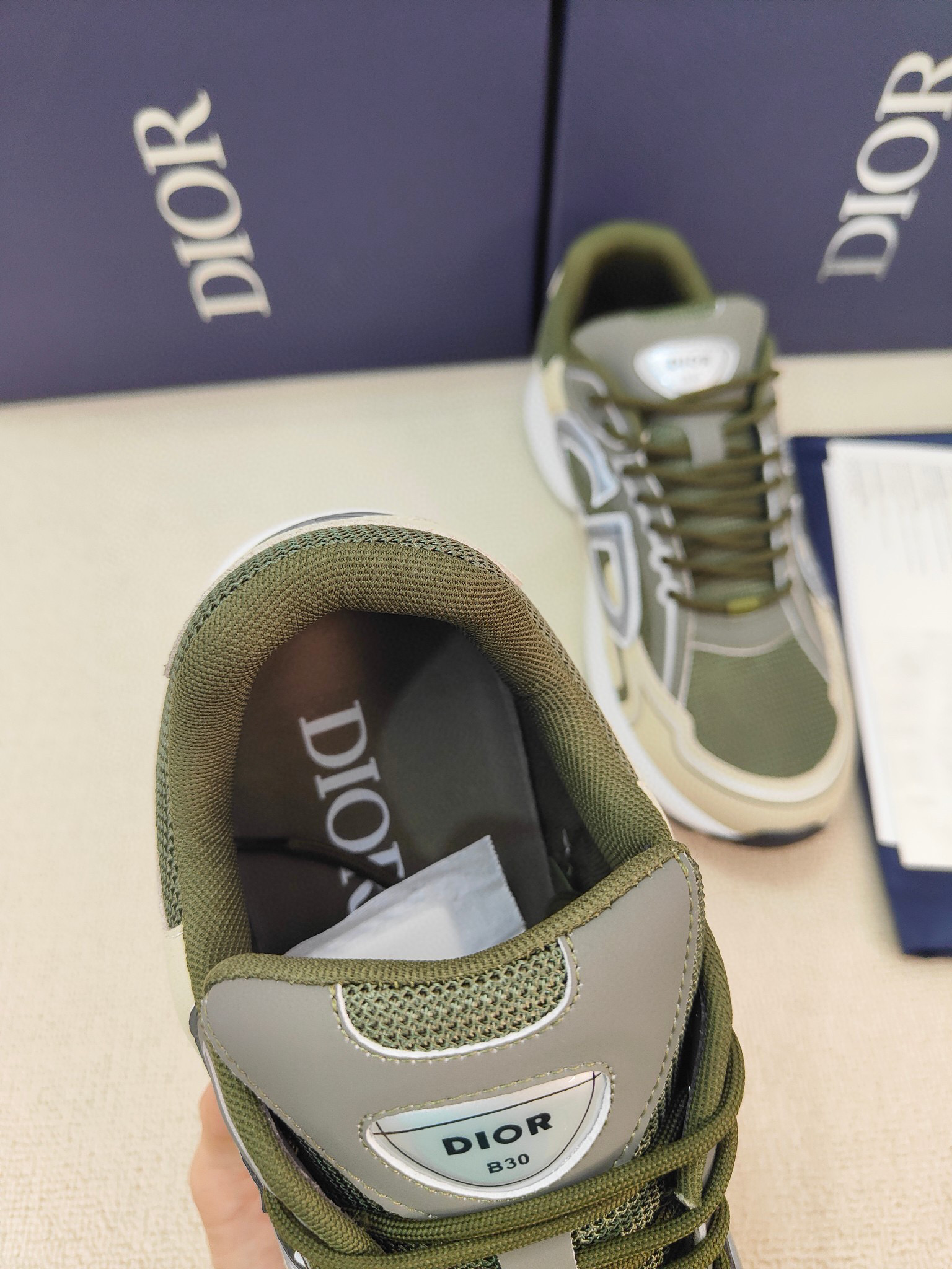 DIOR B30 SNEAKERS