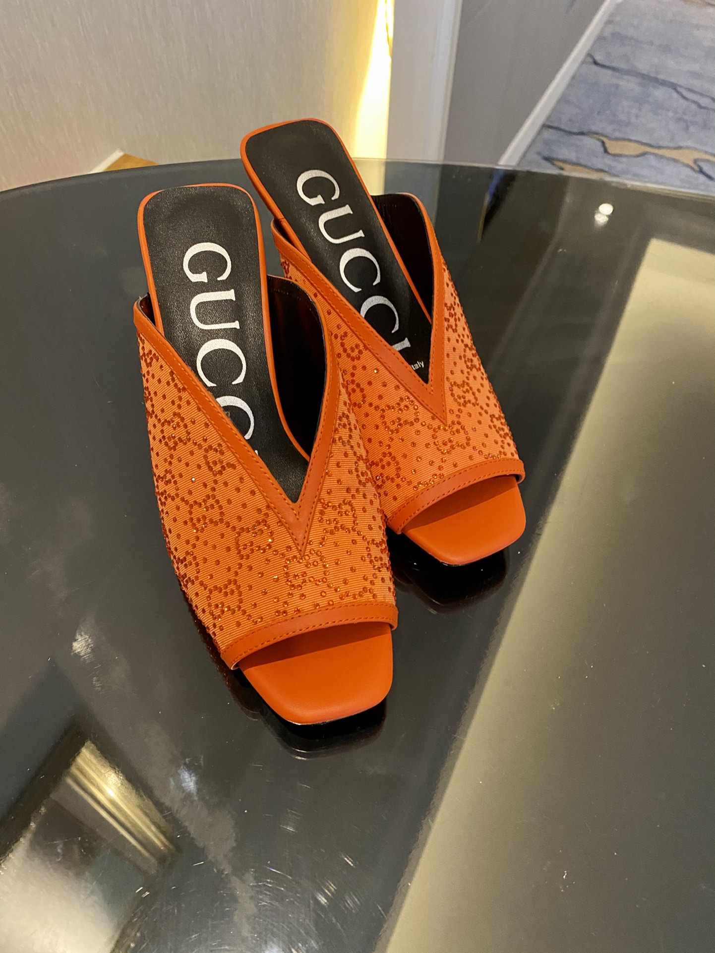 GUCCI SANDALS