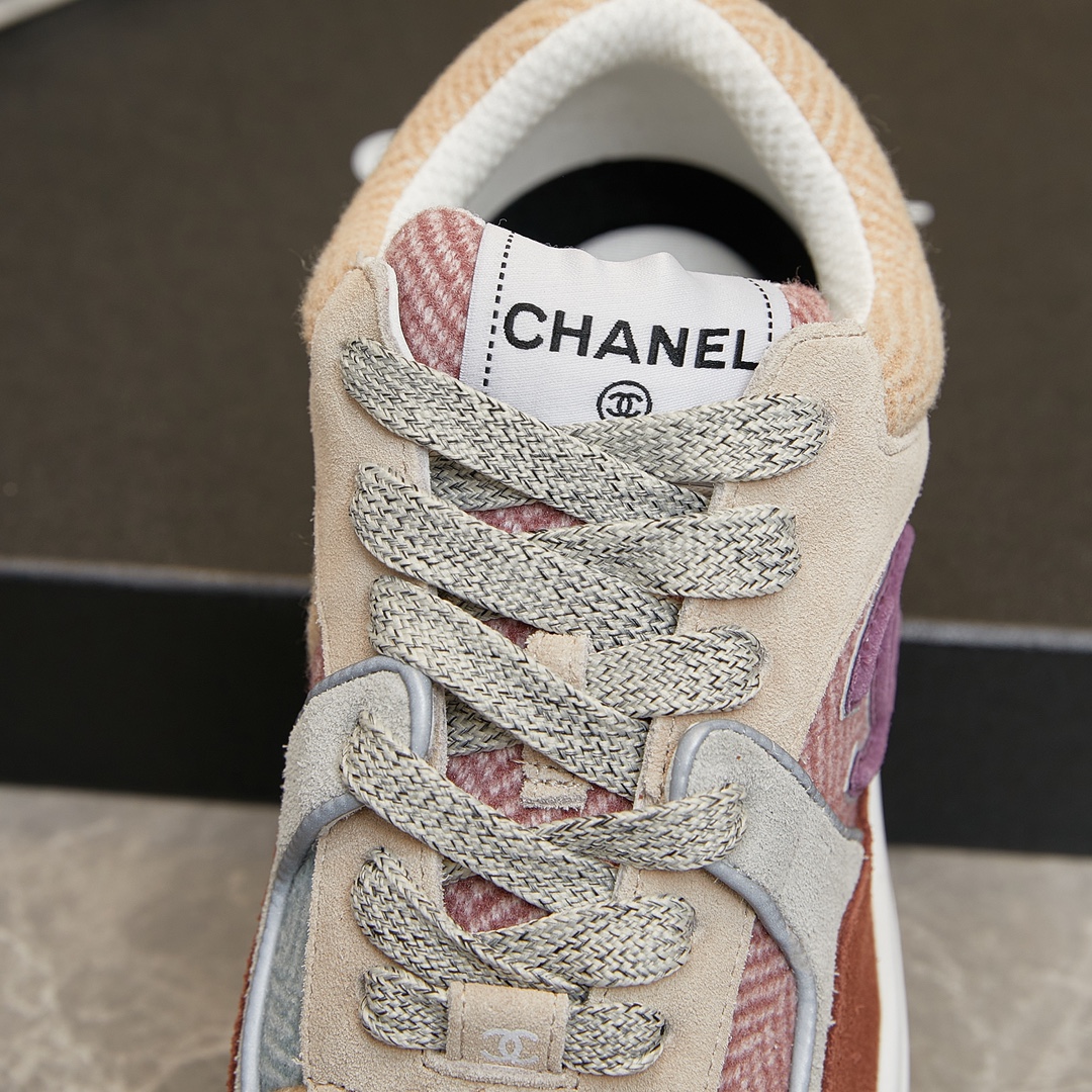 CHANEL SNEAKERS