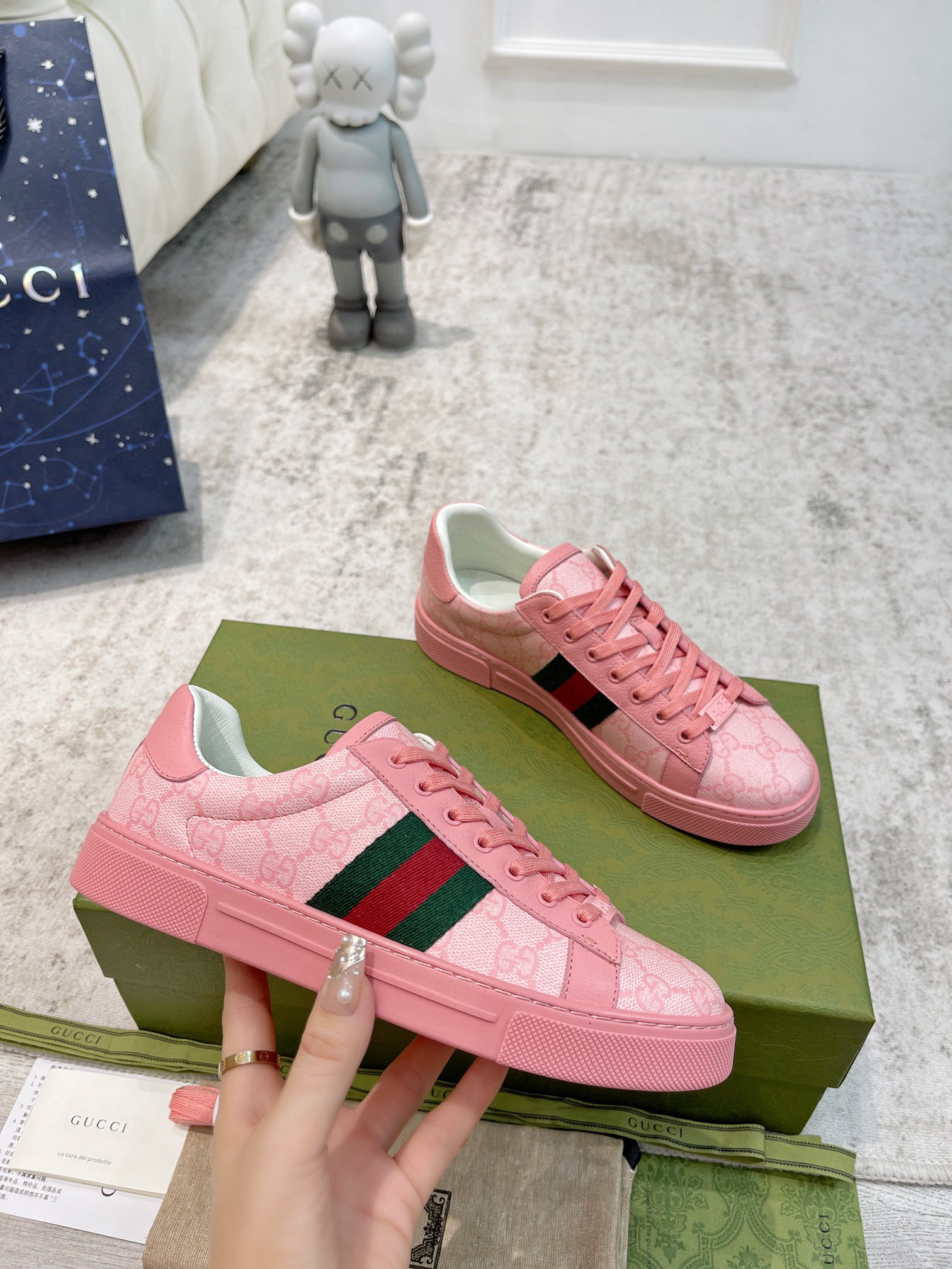 WOMEN'S GUCCI ACE SNEAKER WITH WEB