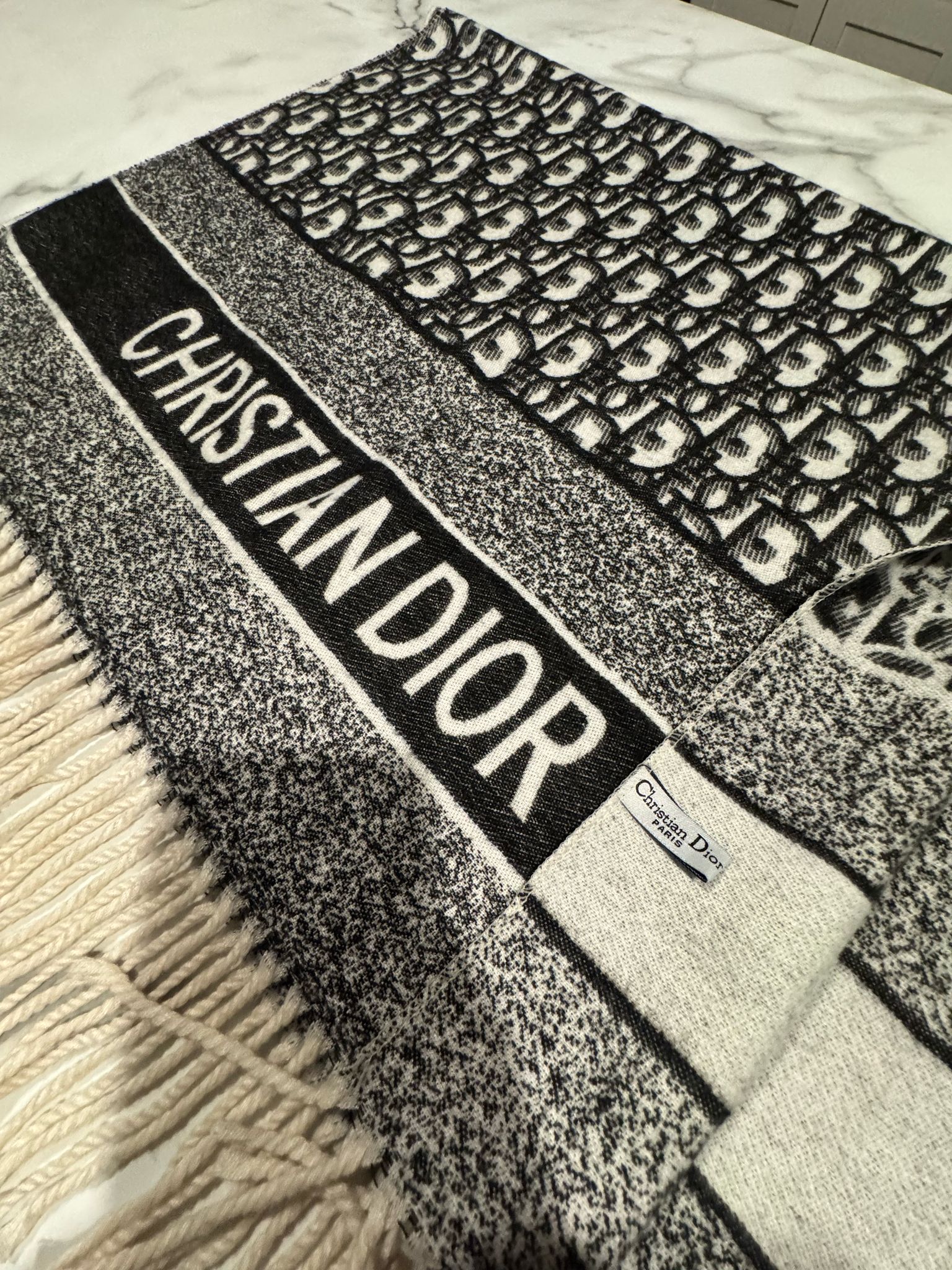 DIOR Scarf