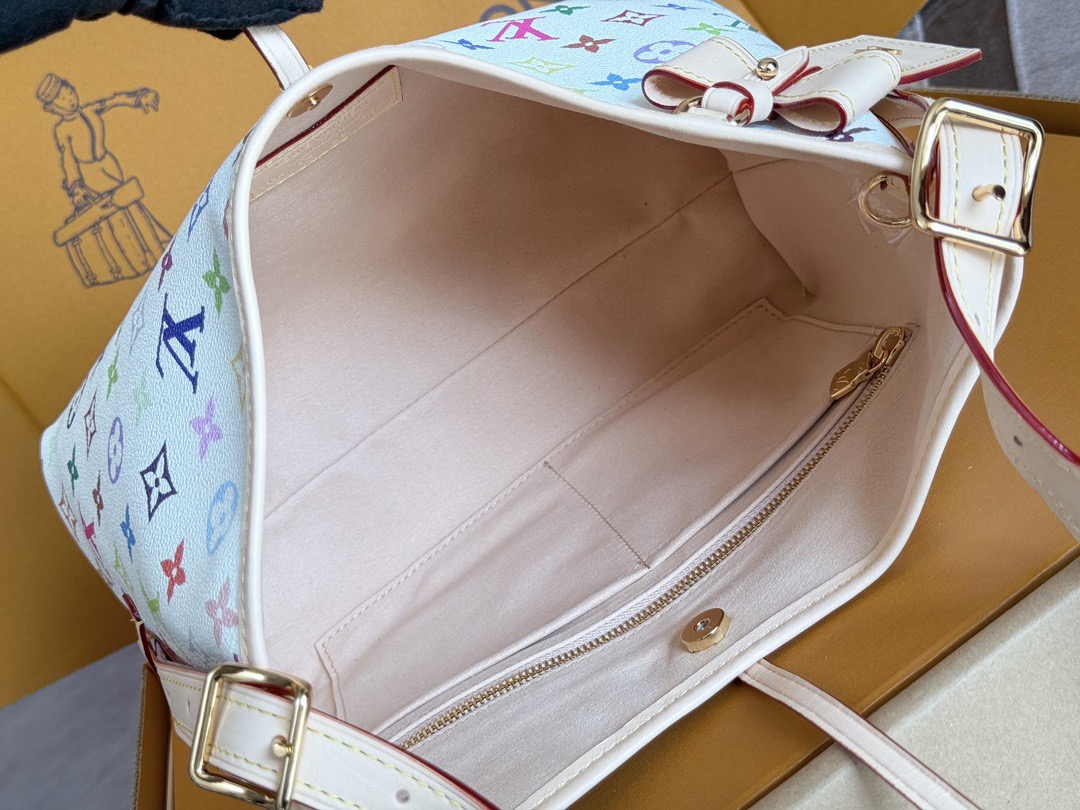 LV x TM Carryall Handbag