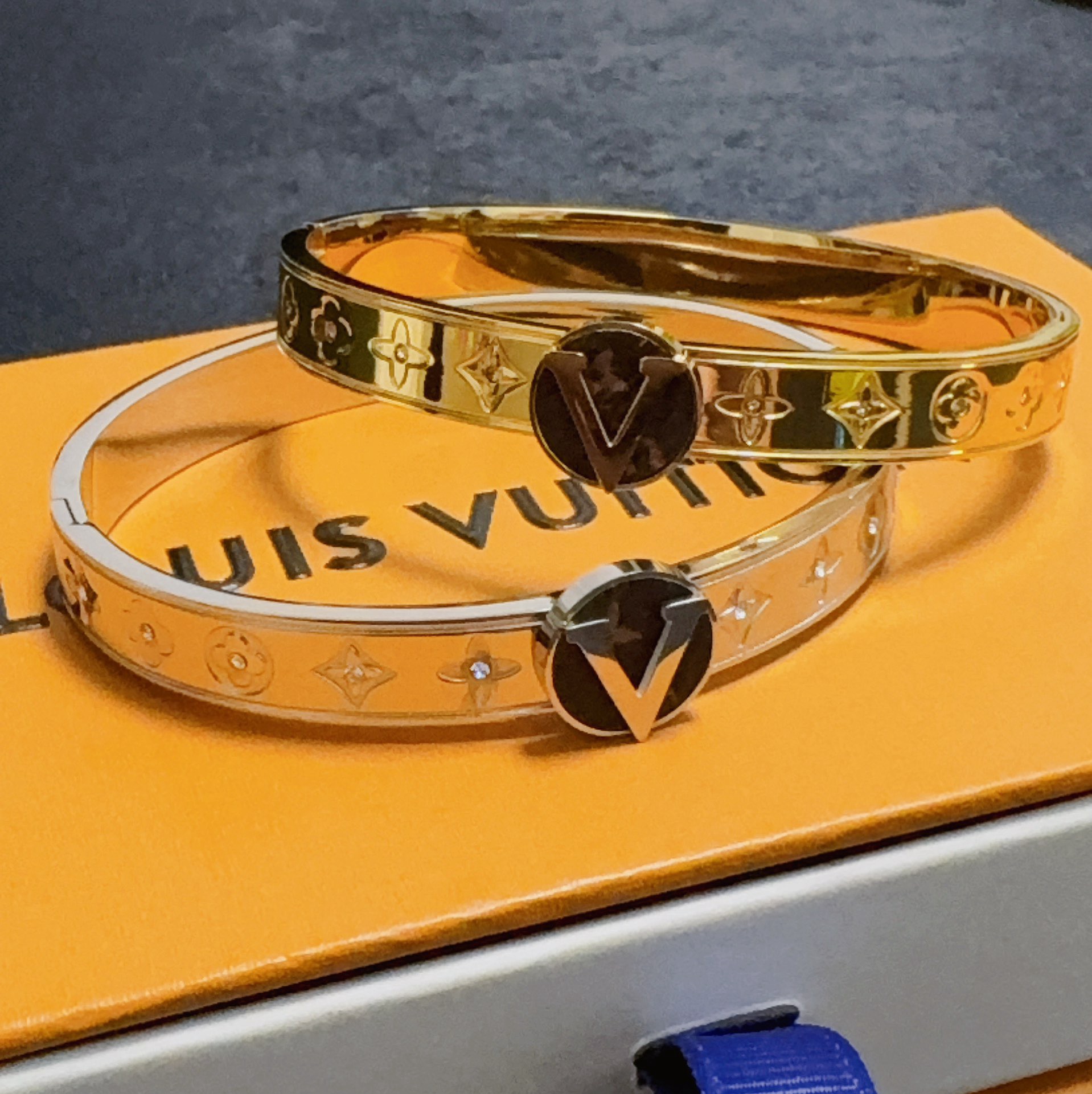 LV Bracelet