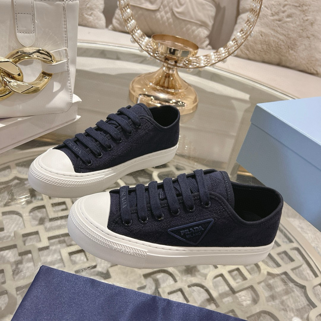 PRADA Sneakers