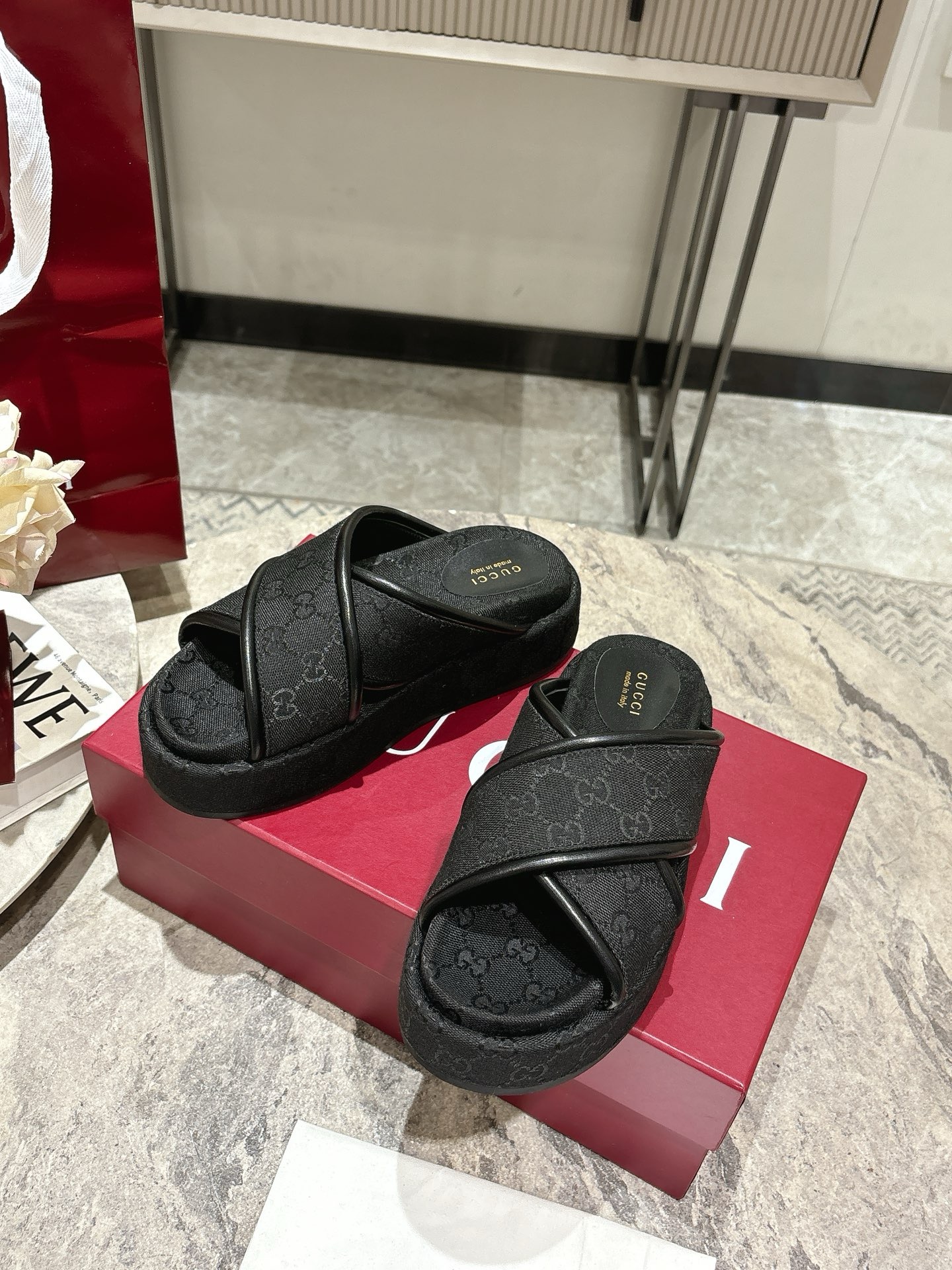 GUCCI Slippers