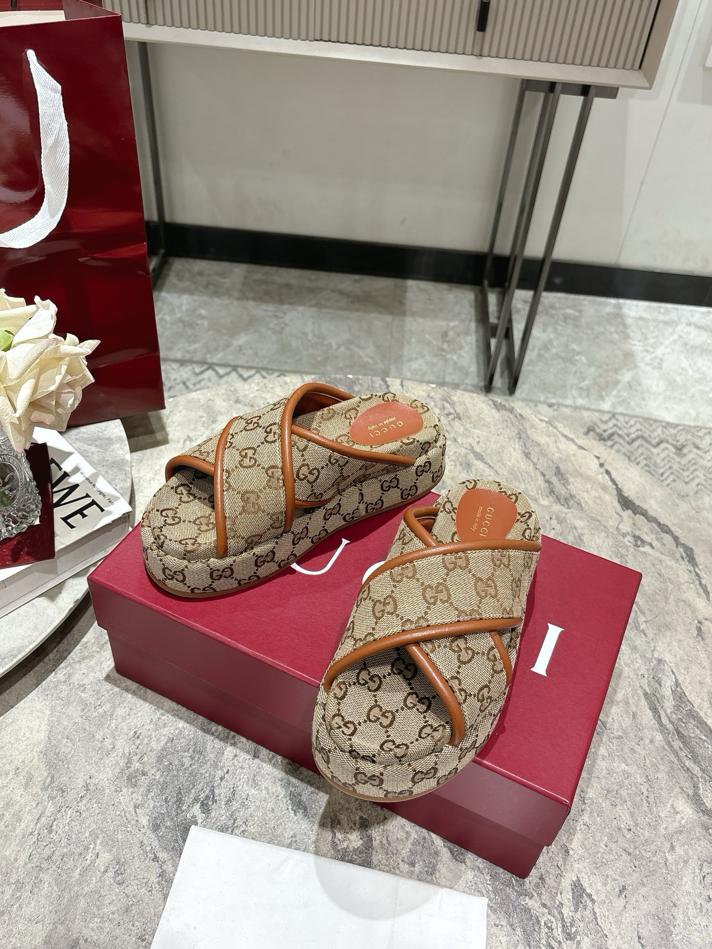 GUCCI Slippers