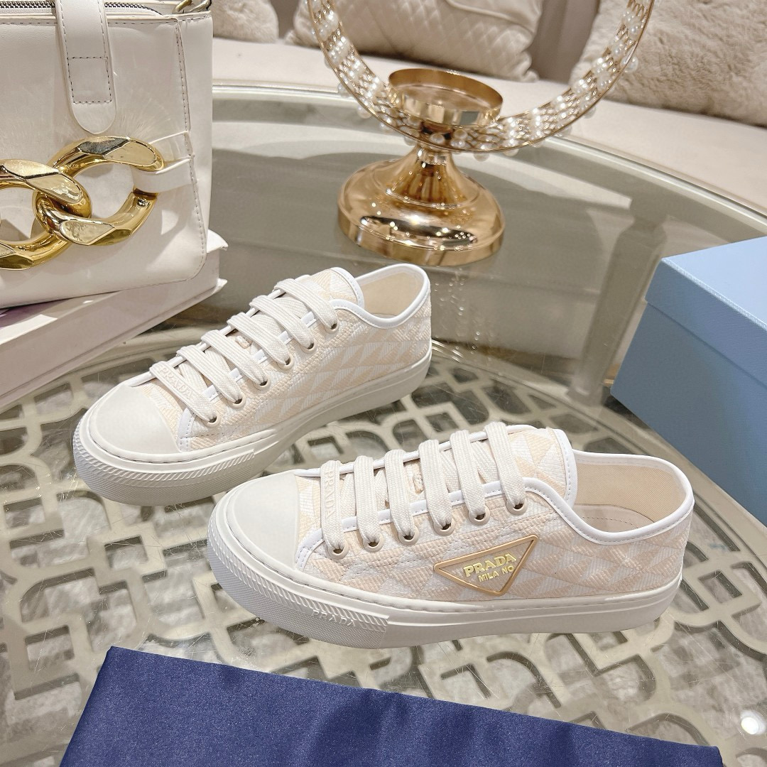 PRADA Sneakers
