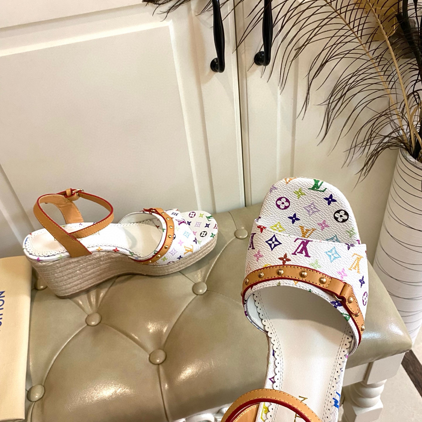 LV Wedge straw sandals