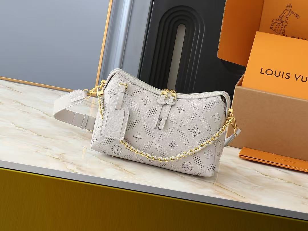 LV Hand It All Handbag (29*18*13cm)