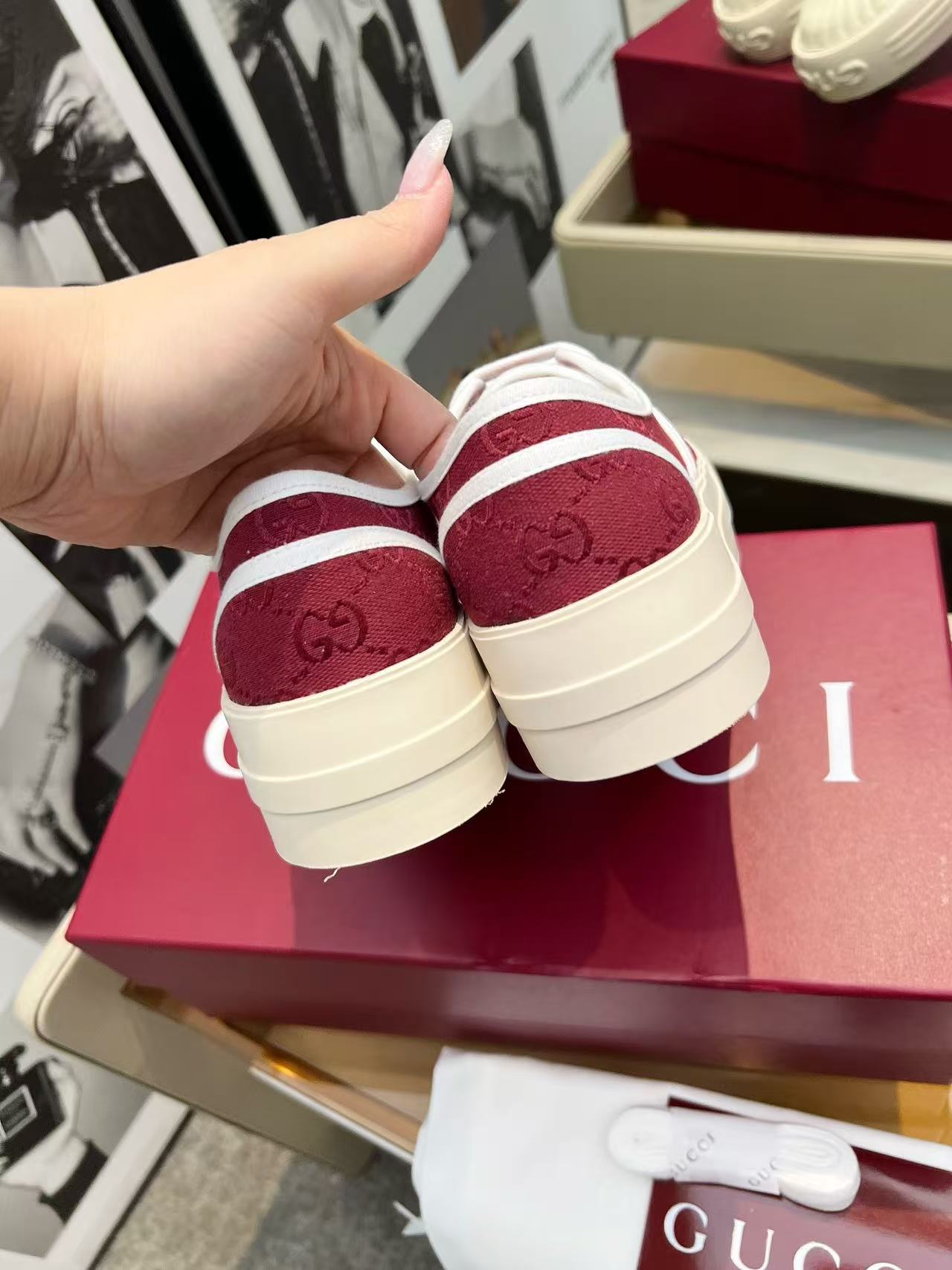 GUCCI Sneakers