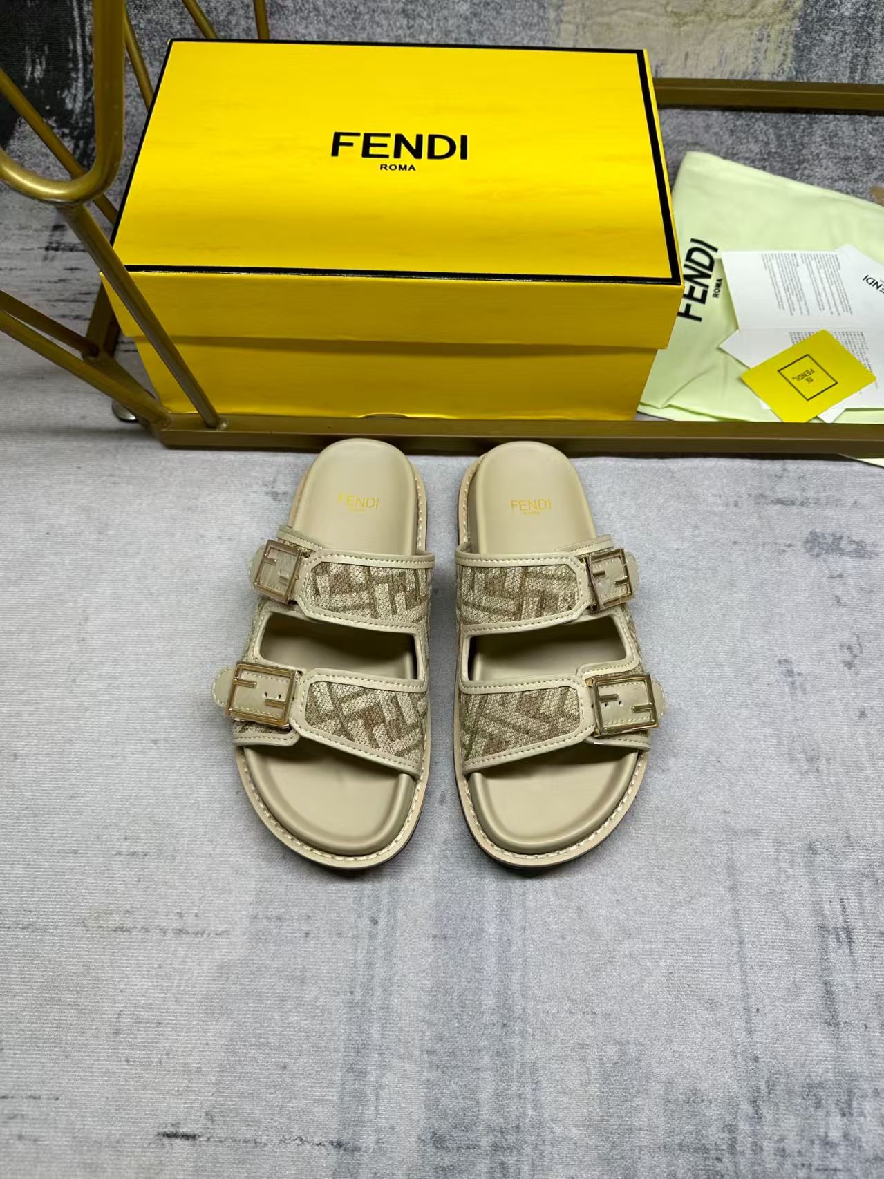 FENDI Slippers