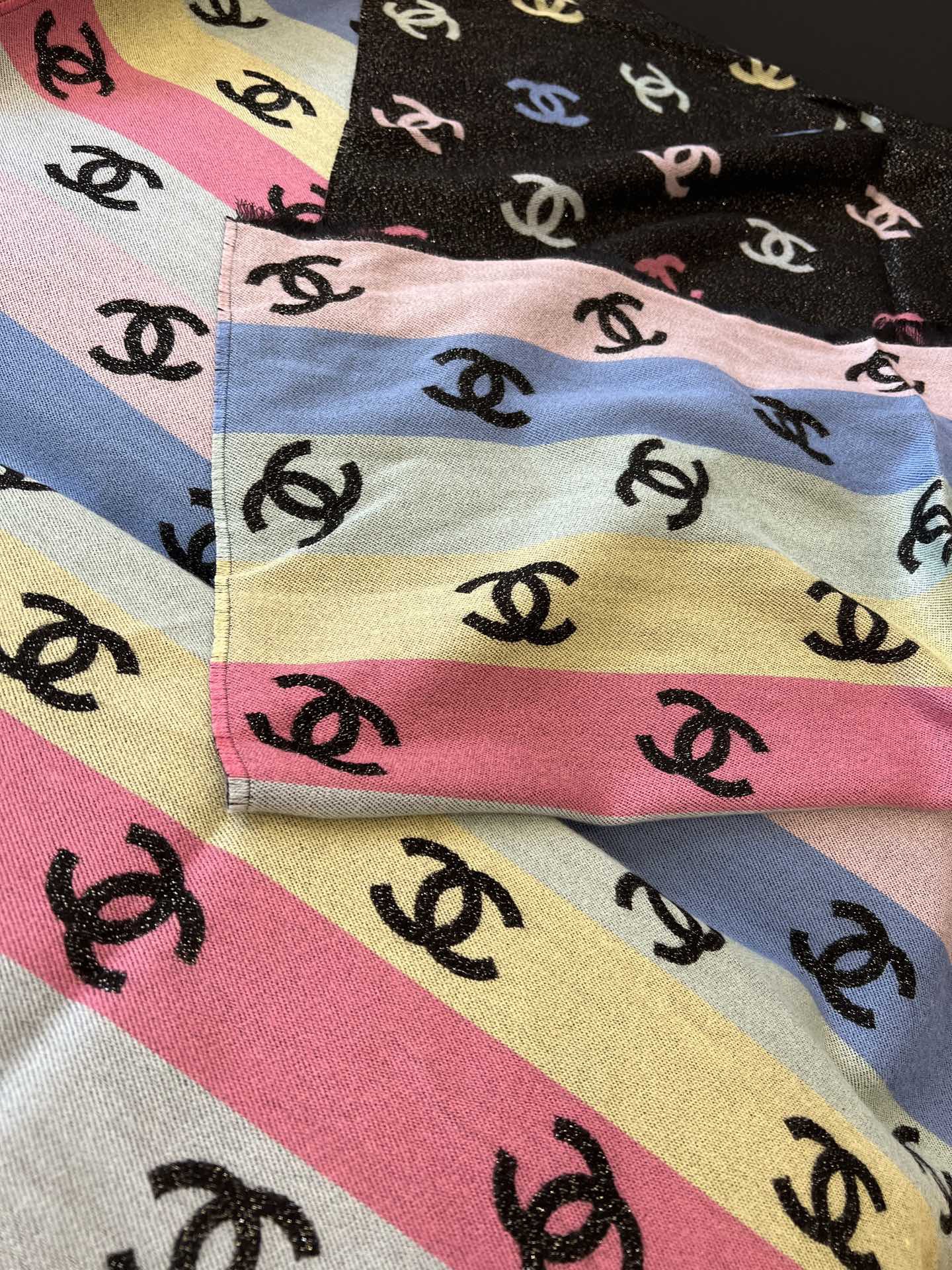 CHANEL scarf
